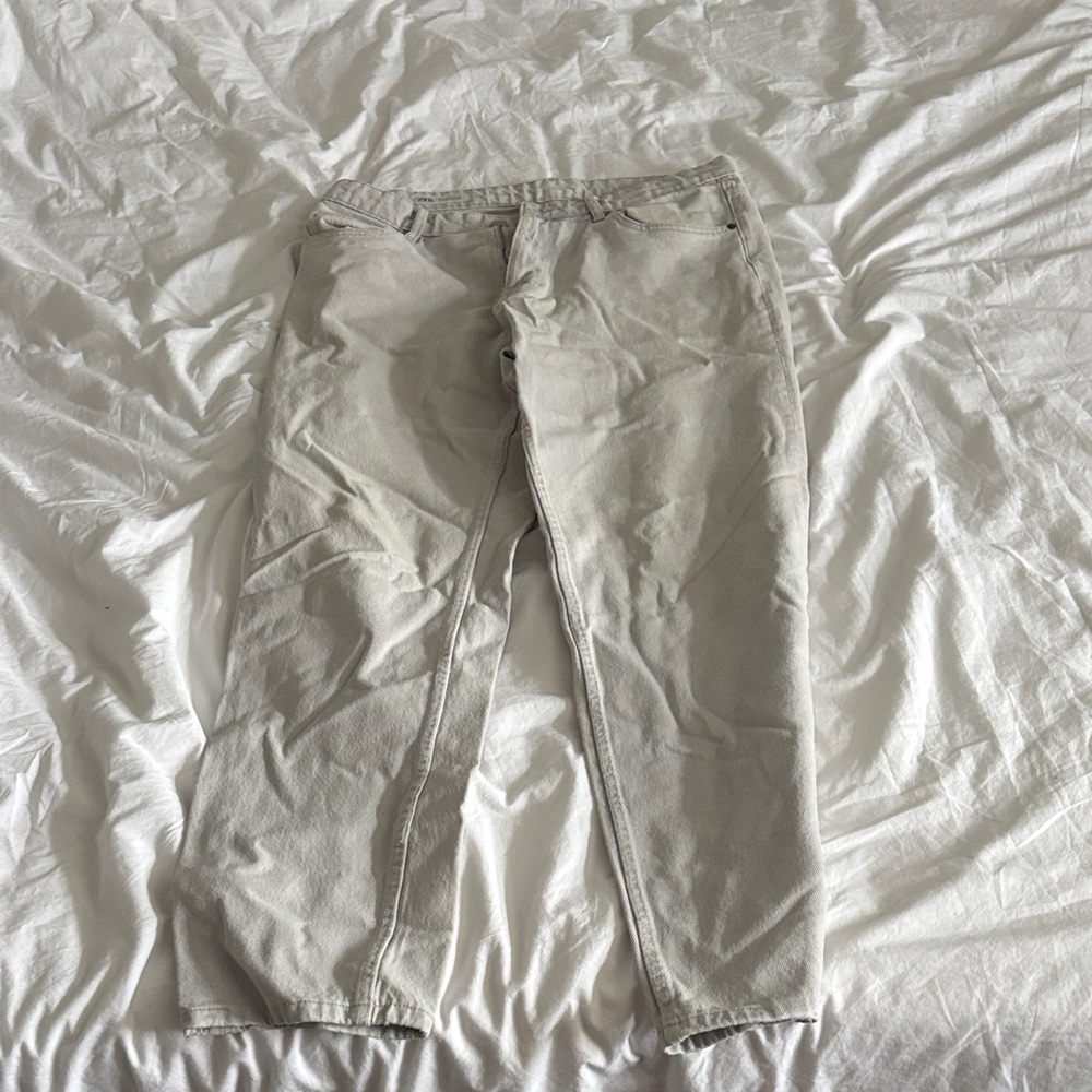 Zara Men's Light Gray loose jeans